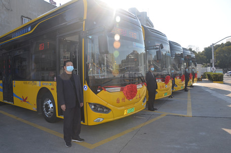 GH公交氫能源車(chē)上線1（陸建峰）_副本.jpg